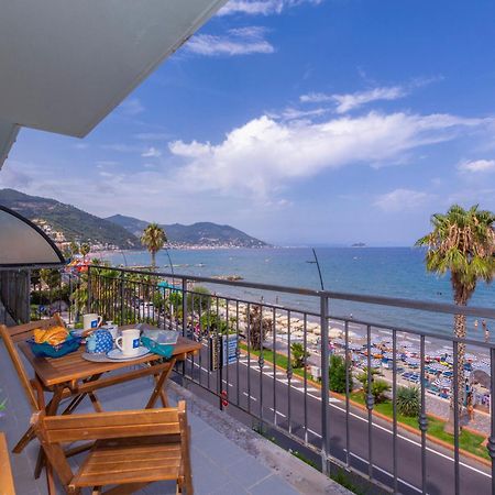 Laigueglia Beach - Happy Rentals Екстер'єр фото