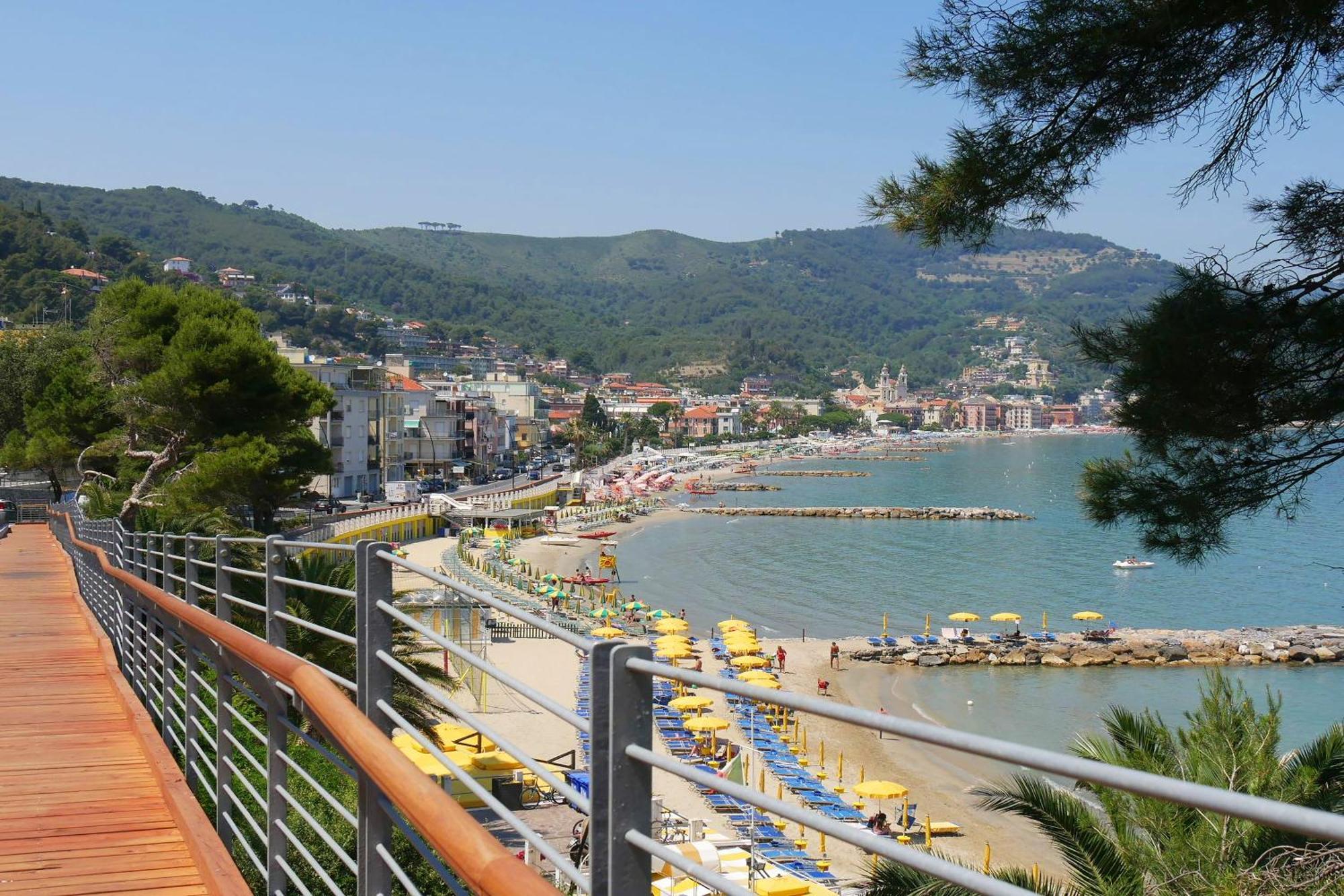 Laigueglia Beach - Happy Rentals Екстер'єр фото